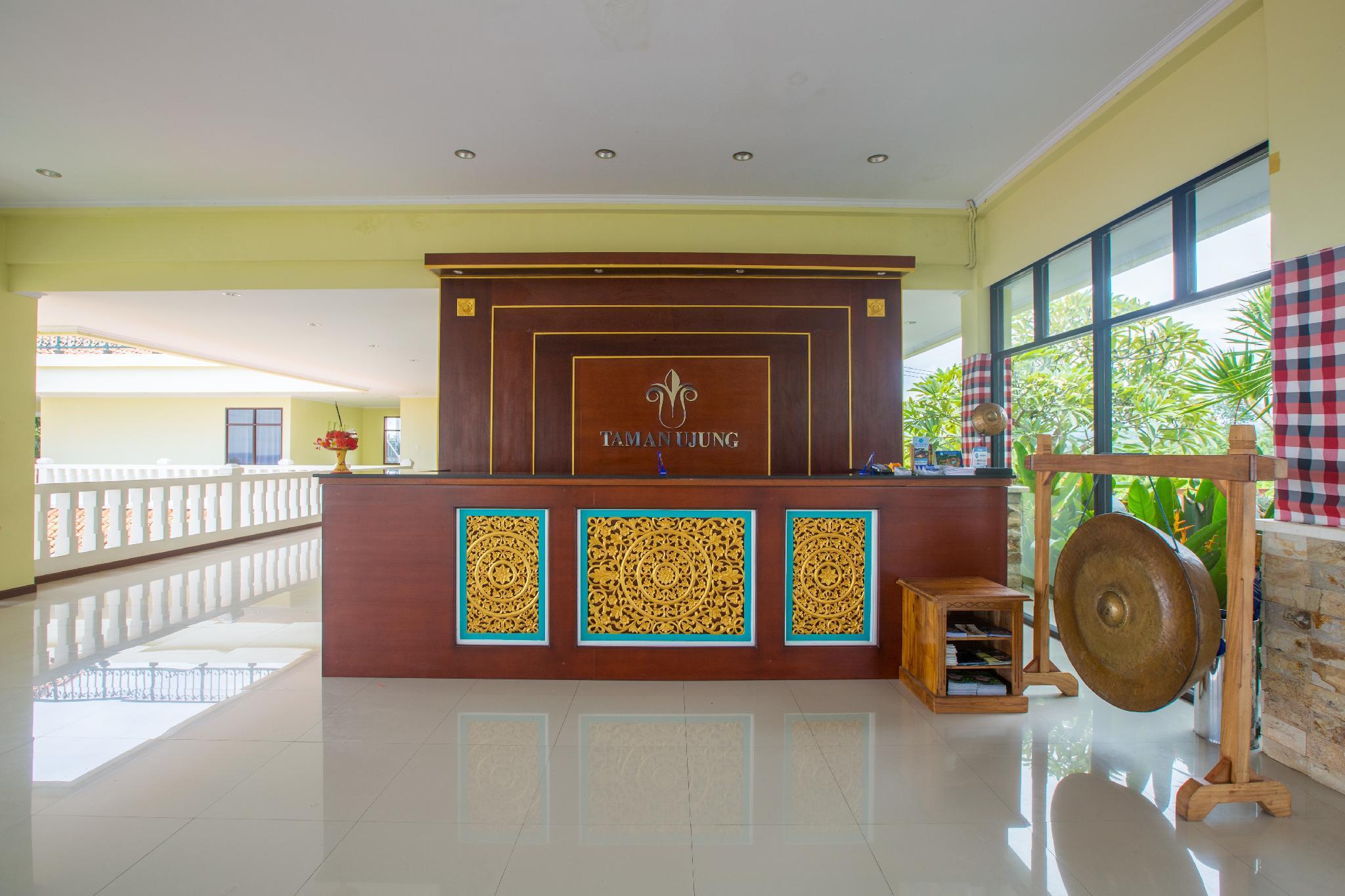 Taman Surgawi Resort & Spa Jasri Exterior photo