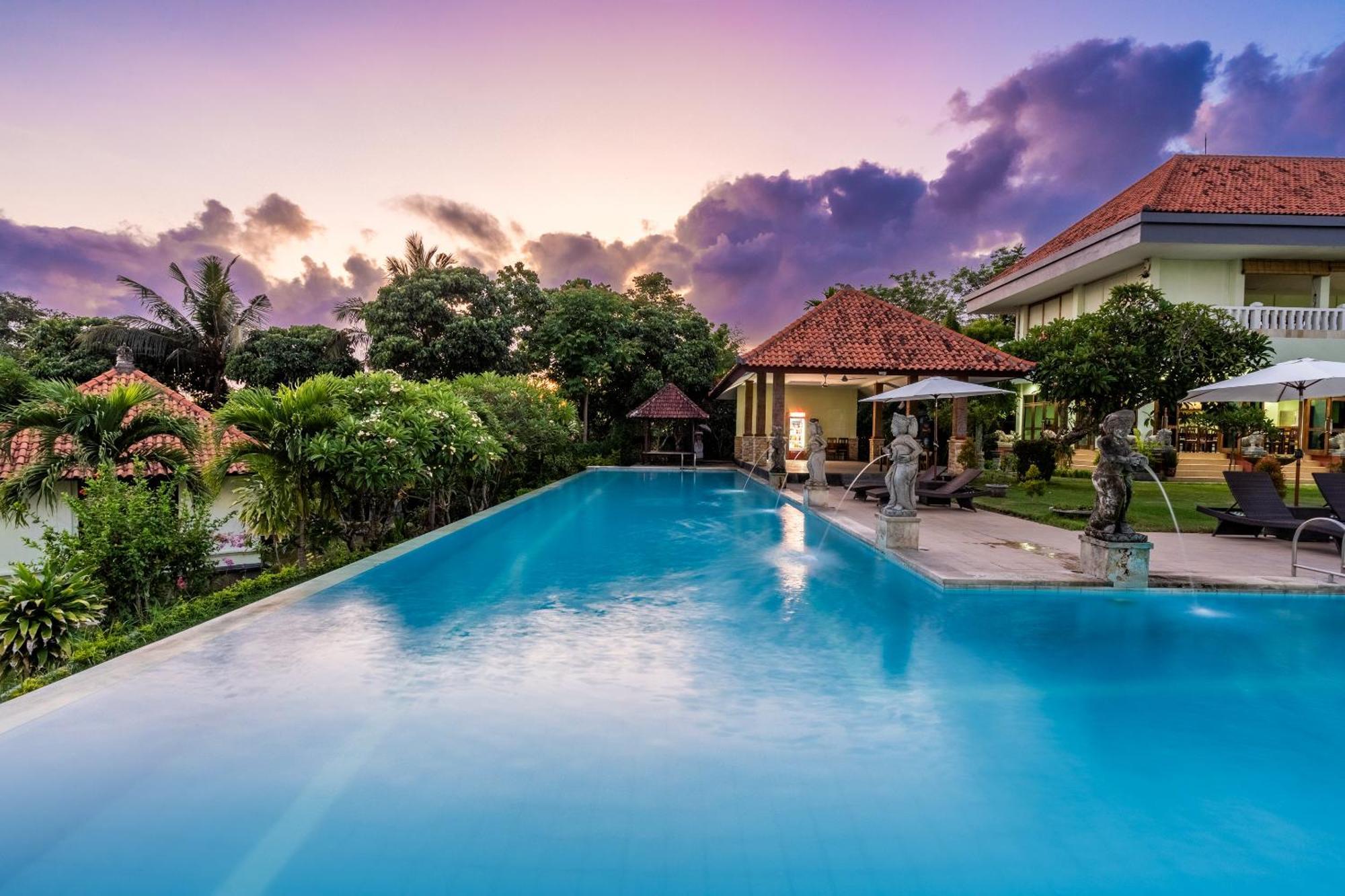 Taman Surgawi Resort & Spa Jasri Exterior photo