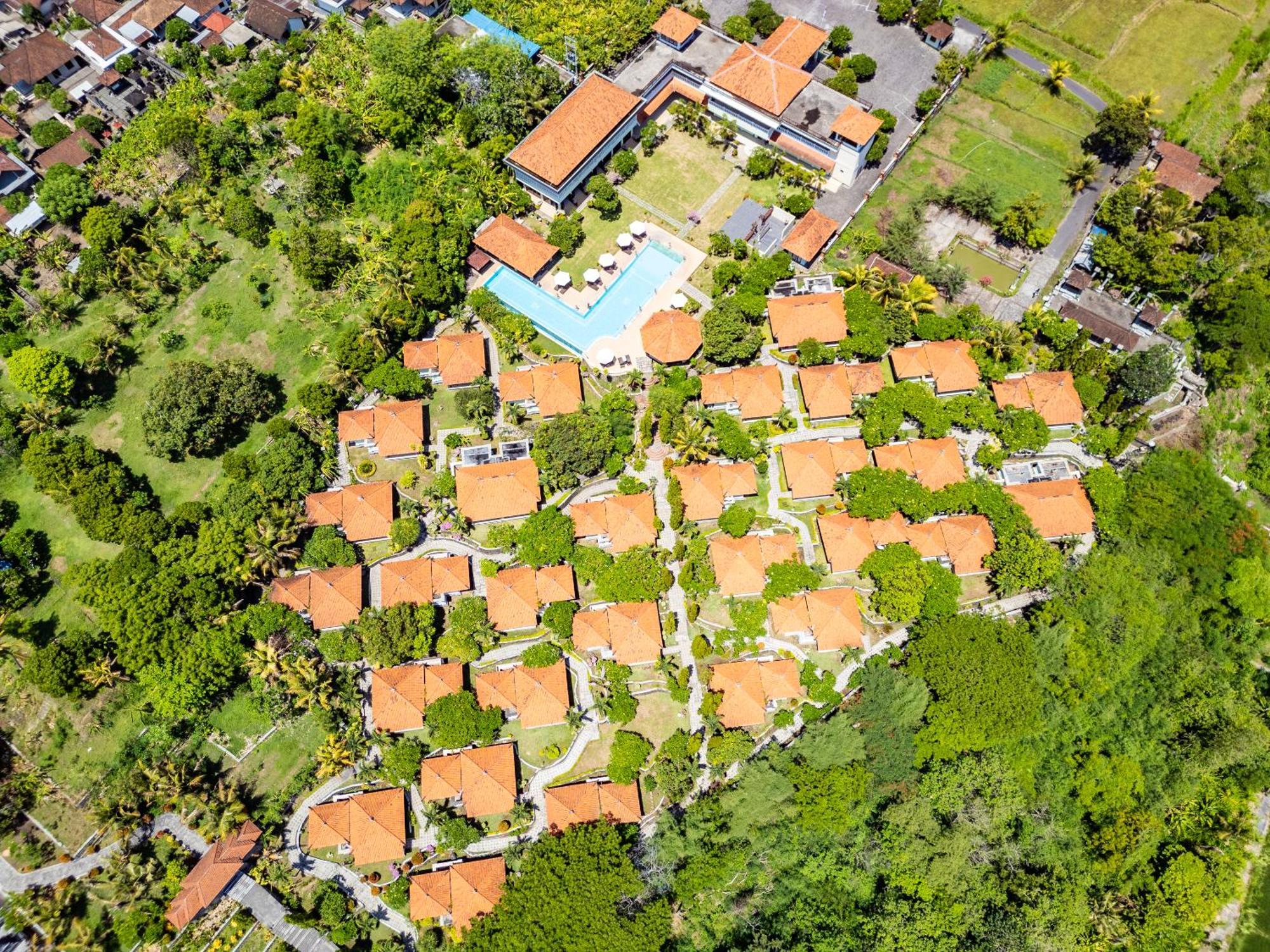 Taman Surgawi Resort & Spa Jasri Exterior photo