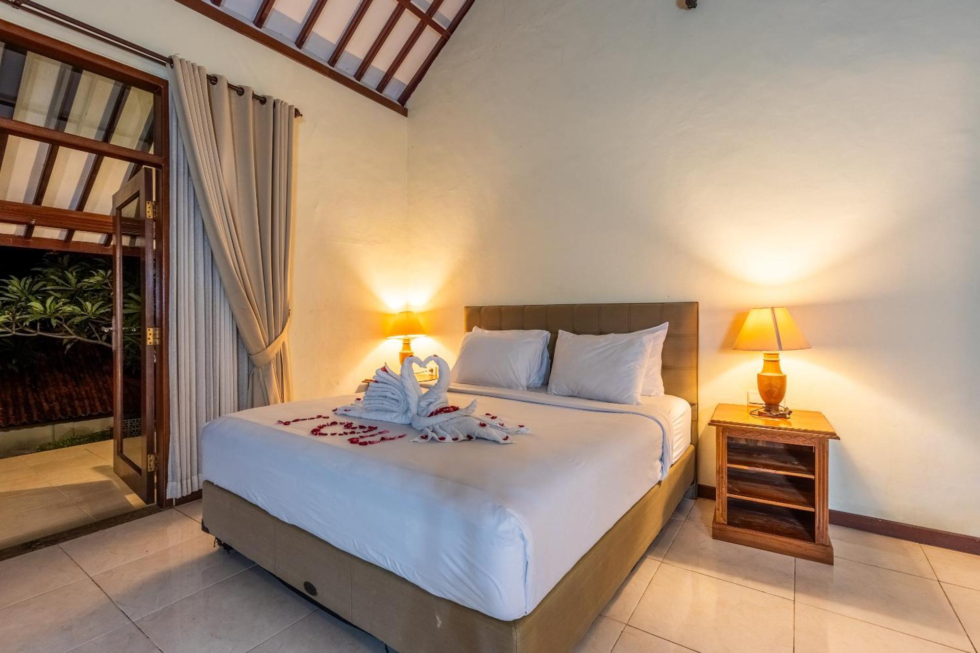 Taman Surgawi Resort & Spa Jasri Exterior photo