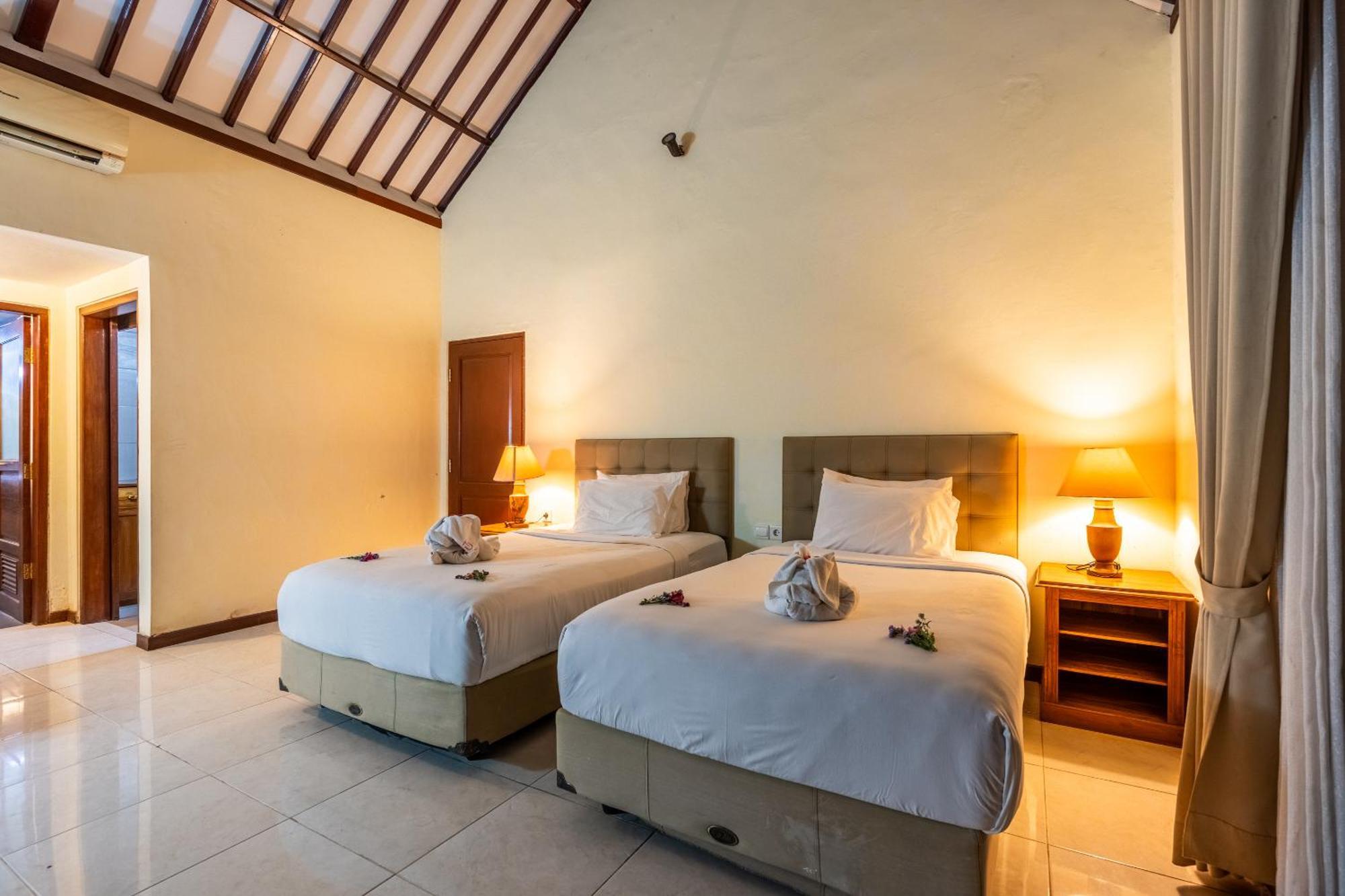 Taman Surgawi Resort & Spa Jasri Exterior photo