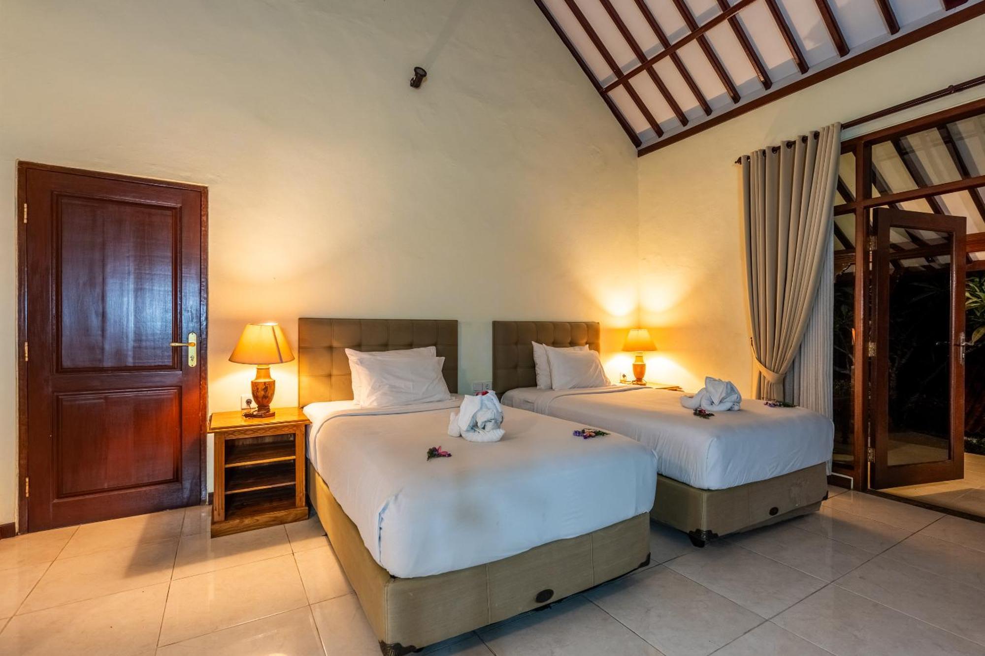 Taman Surgawi Resort & Spa Jasri Exterior photo