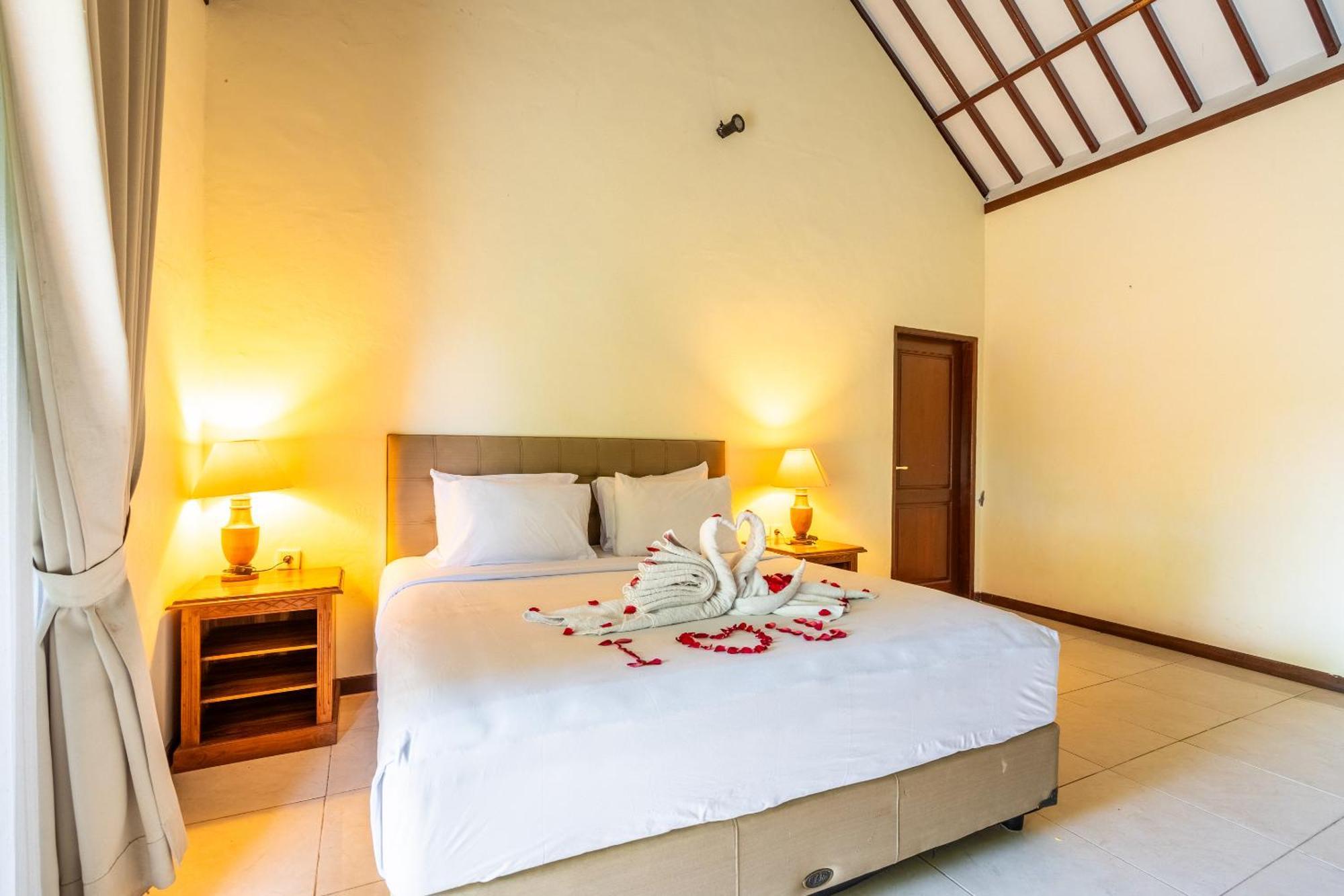 Taman Surgawi Resort & Spa Jasri Exterior photo