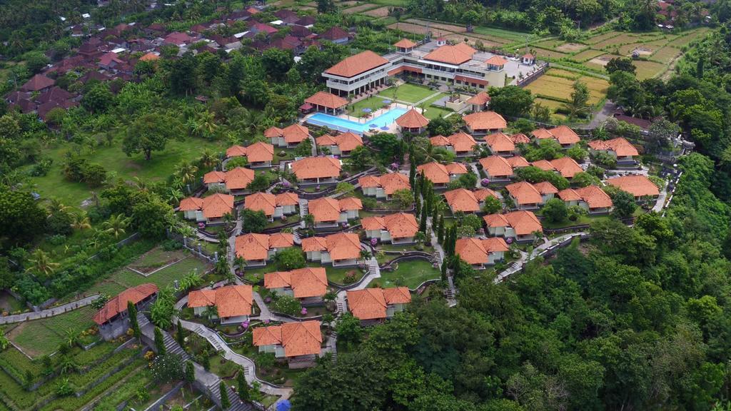 Taman Surgawi Resort & Spa Jasri Exterior photo